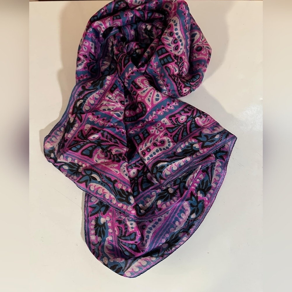 Elegant Pink and Blue Paisley 100% Hand Woven Silk Scarf 34x34